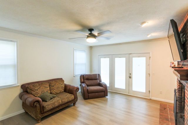 1235 Springdale Dr, Cookeville, TN 38501