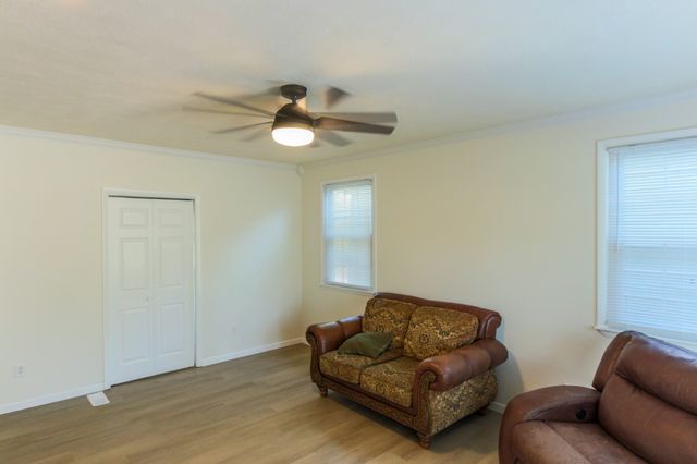 1235 Springdale Dr, Cookeville, TN 38501