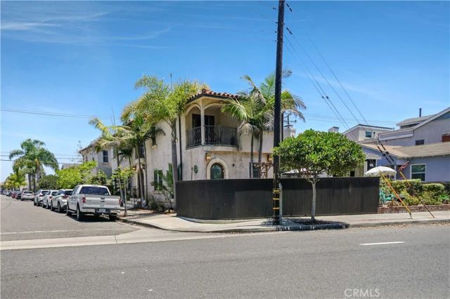 1001 Electric Avenue, Seal Beach, CA 90740