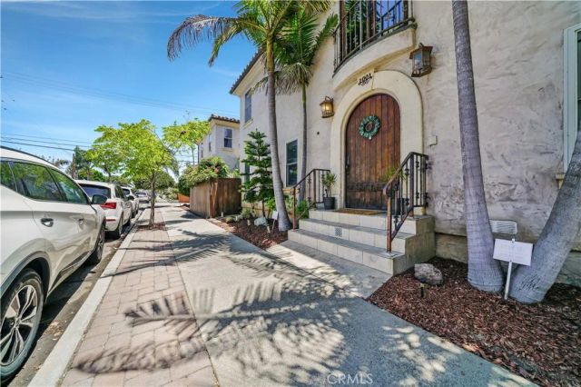 1001 Electric Avenue, Seal Beach, CA 90740