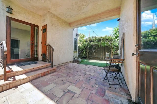 1001 Electric Avenue, Seal Beach, CA 90740