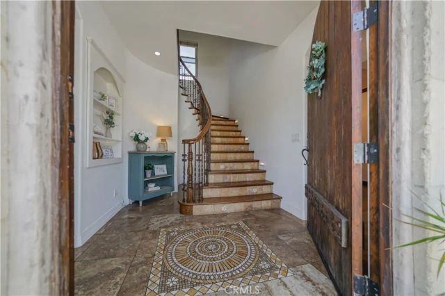 1001 Electric Avenue, Seal Beach, CA 90740