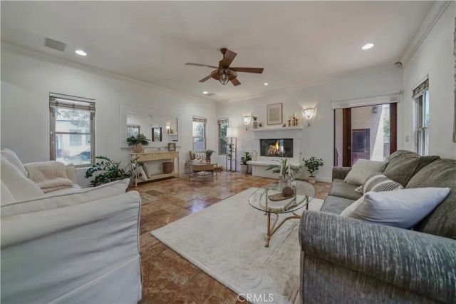 1001 Electric Avenue, Seal Beach, CA 90740
