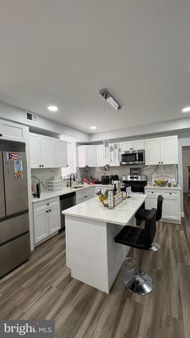6707 DITMAN ST, Philadelphia, PA 19135