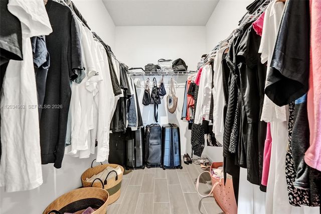 19593 Whispering Creek Rd, Loxahatchee, FL 33470