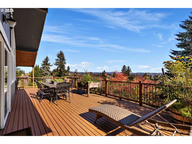 1658 FIRCREST Dr, Lake Oswego, OR 97034