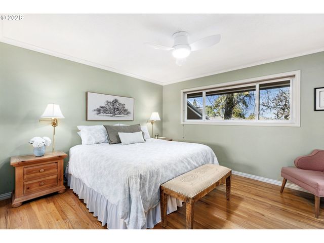 1658 FIRCREST Dr, Lake Oswego, OR 97034