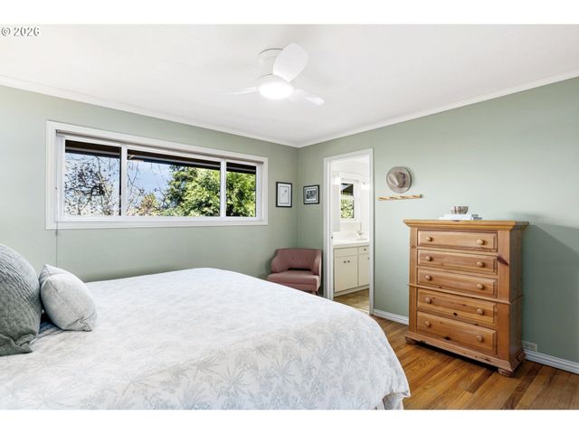 1658 FIRCREST Dr, Lake Oswego, OR 97034