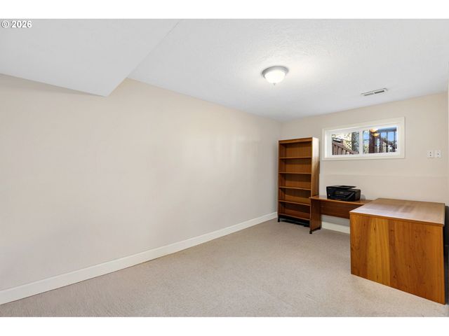 1658 FIRCREST Dr, Lake Oswego, OR 97034