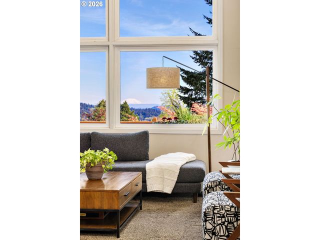 1658 FIRCREST Dr, Lake Oswego, OR 97034