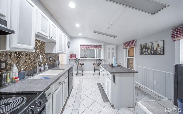 687 Salem Avenue, Rolla, MO 65401