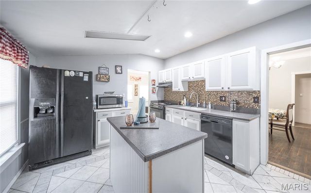 687 Salem Avenue, Rolla, MO 65401