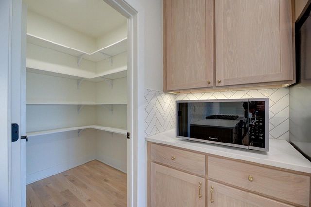 1837 Arbor Ridge Way, Janesville, WI 53548