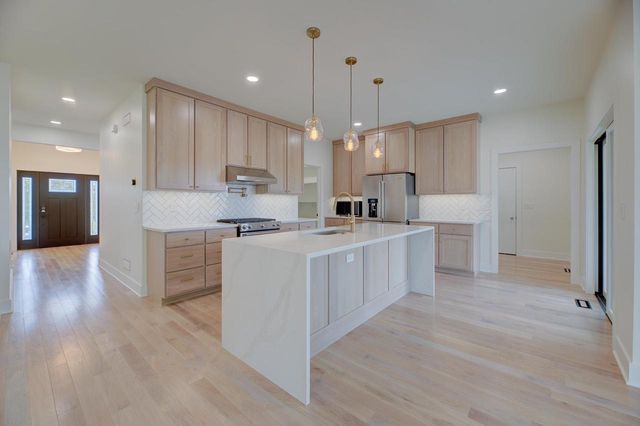 1837 Arbor Ridge Way, Janesville, WI 53548