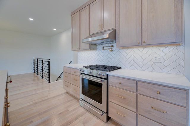 1837 Arbor Ridge Way, Janesville, WI 53548