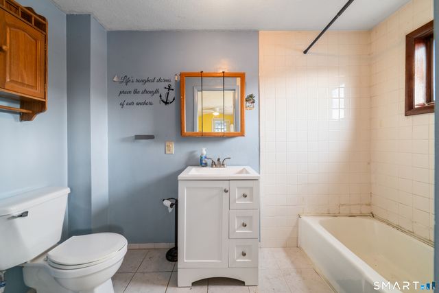 80 Ward Street, Naugatuck, CT 06770