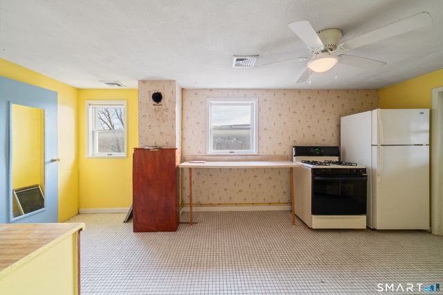 80 Ward Street, Naugatuck, CT 06770