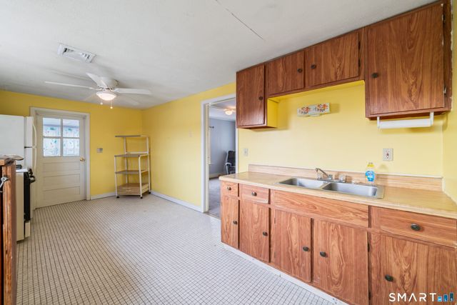 80 Ward Street, Naugatuck, CT 06770