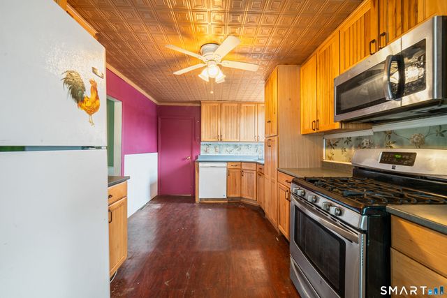 80 Ward Street, Naugatuck, CT 06770