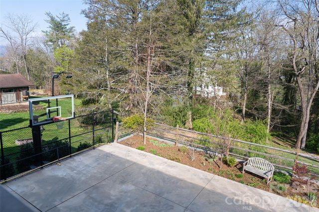81 Edgemont Road, Asheville, NC 28801