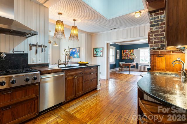 81 Edgemont Road, Asheville, NC 28801