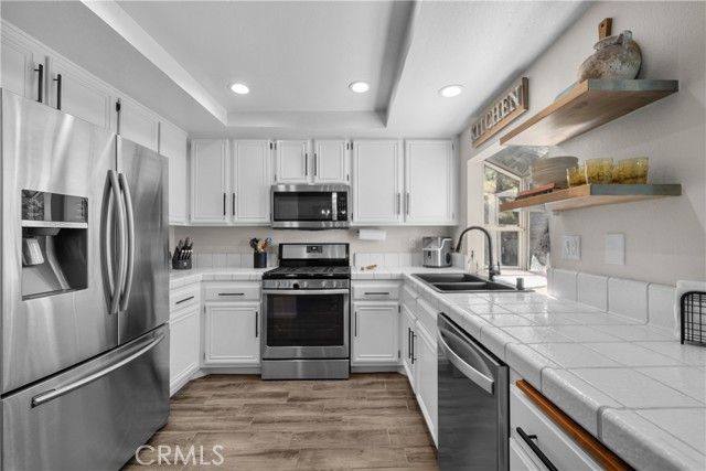 28518 Victoria, Castaic, CA 91384