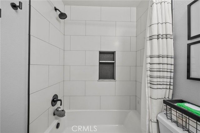 28518 Victoria, Castaic, CA 91384