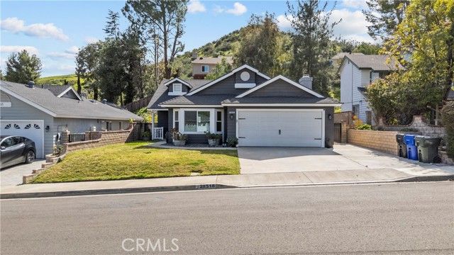 28518 Victoria, Castaic, CA 91384