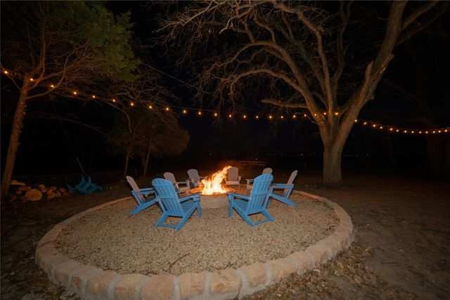 1425 Oak Hill Drive, Kemp, TX 75143