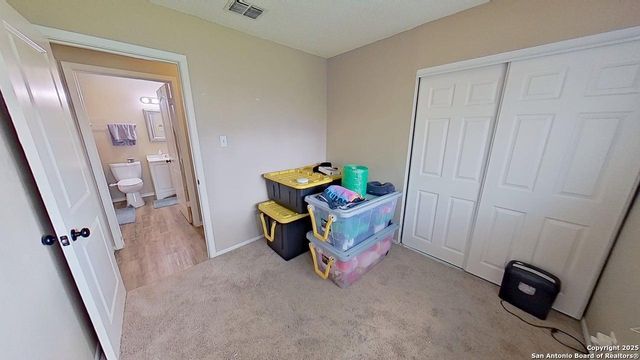 6203 Valley Knight, San Antonio, TX 78250