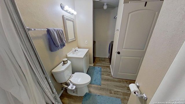 6203 Valley Knight, San Antonio, TX 78250