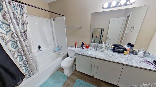 6203 Valley Knight, San Antonio, TX 78250