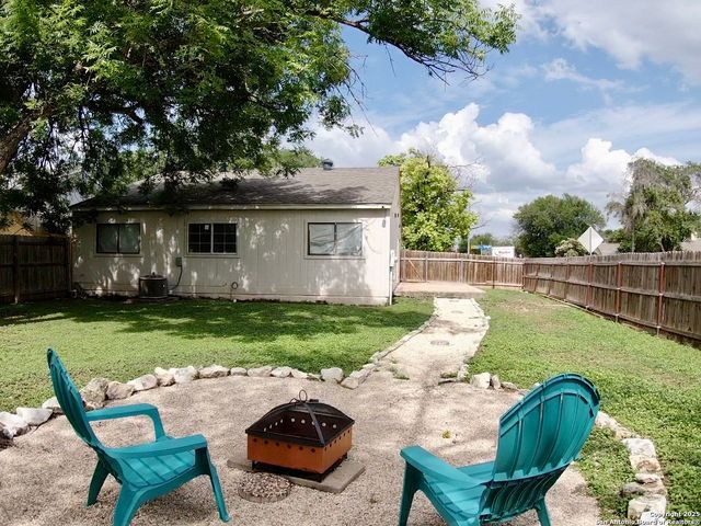6203 Valley Knight, San Antonio, TX 78250