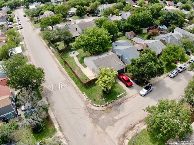 6203 Valley Knight, San Antonio, TX 78250