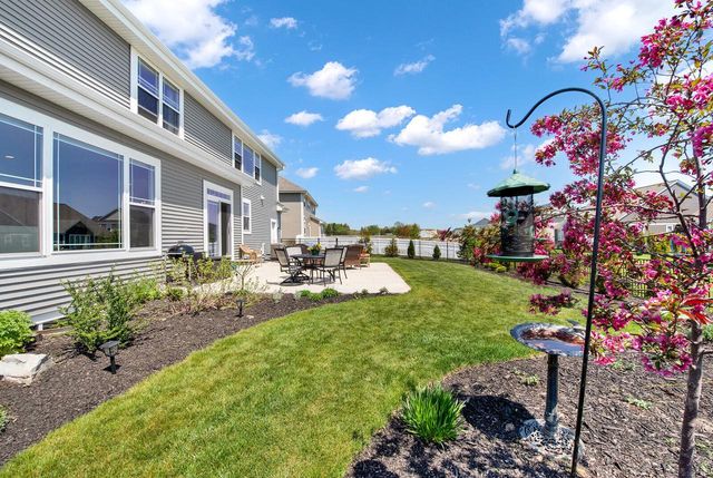 184 Winterberry LANE, Grafton, WI 53024