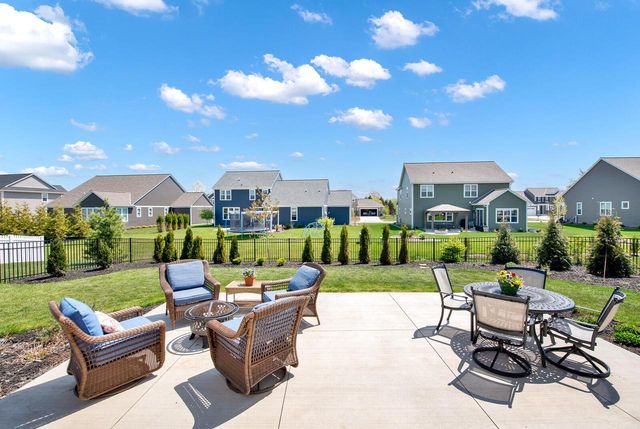 184 Winterberry LANE, Grafton, WI 53024