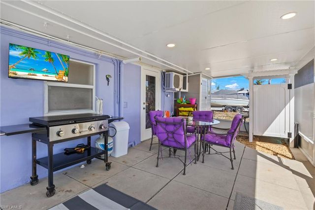 2649 Coco Plum DR, Matlacha, FL 33993