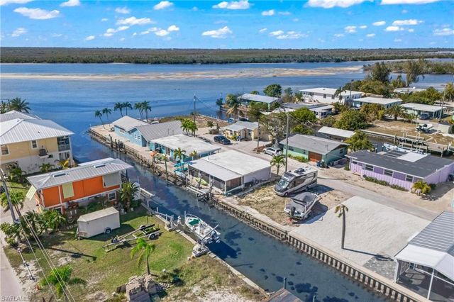 2649 Coco Plum DR, Matlacha, FL 33993