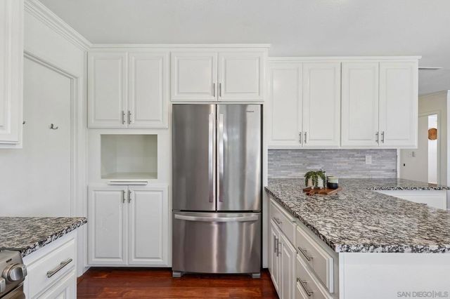 15333 Calle Juanito, San Diego, CA 92129