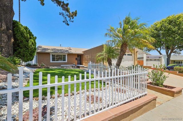 15333 Calle Juanito, San Diego, CA 92129