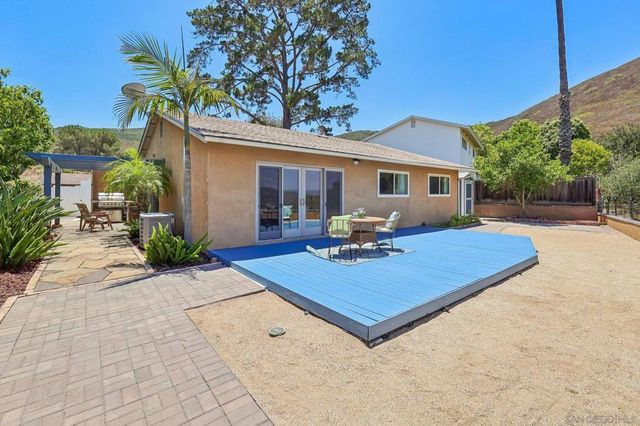 15333 Calle Juanito, San Diego, CA 92129