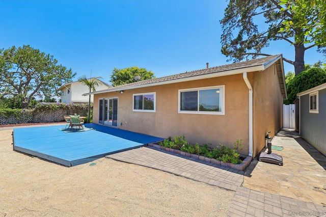 15333 Calle Juanito, San Diego, CA 92129