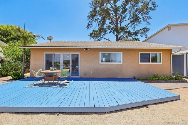 15333 Calle Juanito, San Diego, CA 92129