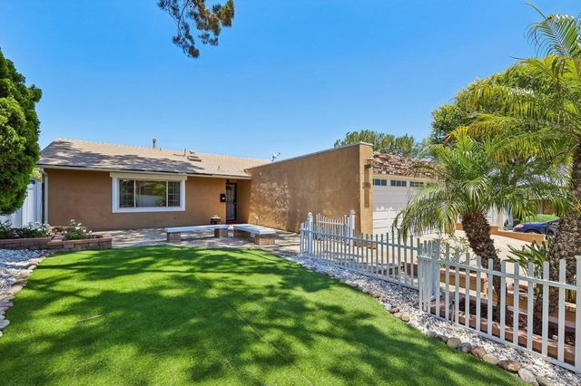 15333 Calle Juanito, San Diego, CA 92129