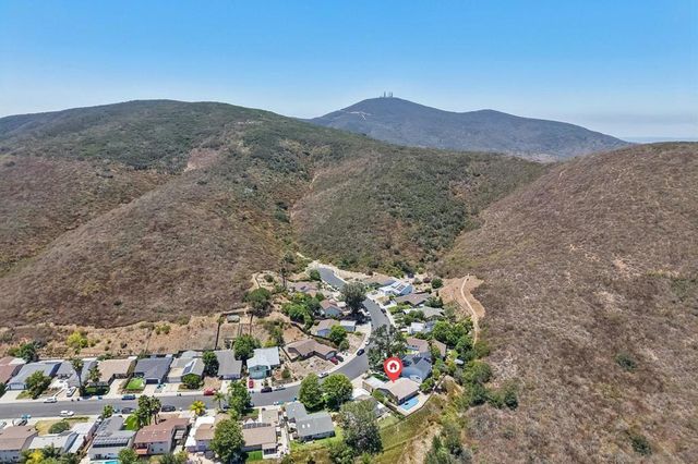 15333 Calle Juanito, San Diego, CA 92129