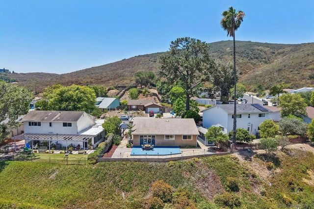 15333 Calle Juanito, San Diego, CA 92129