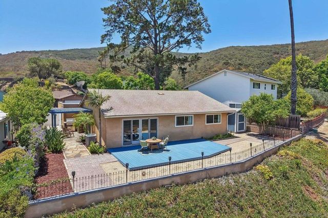15333 Calle Juanito, San Diego, CA 92129