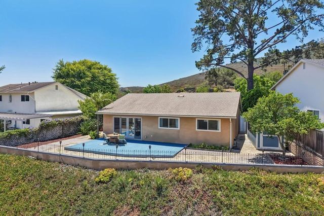 15333 Calle Juanito, San Diego, CA 92129