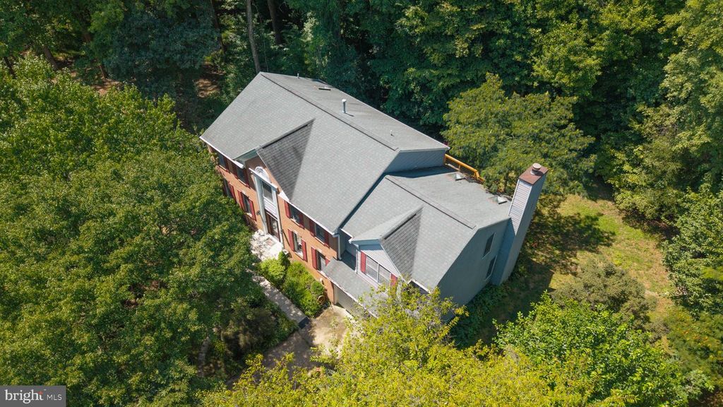 5302 LAKEVALE TER, Bowie, MD 20720