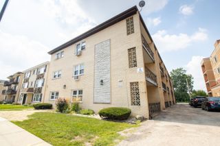 6466 N Northwest Highway C1, Chicago, IL 60631
